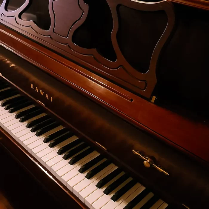 Piano Vertical Kawai 607 - Image 4