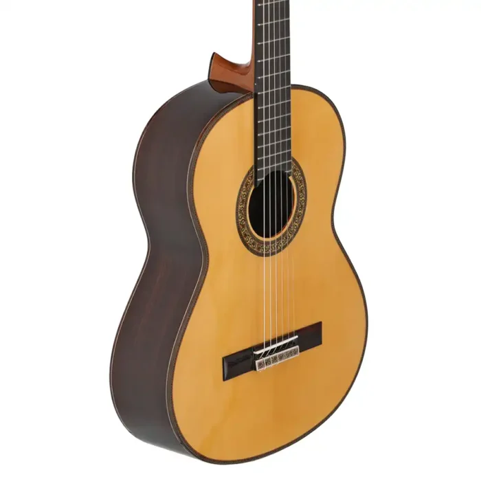 Guitarra Ramírez Modelo CLA-S Tapa De Abeto - Image 3