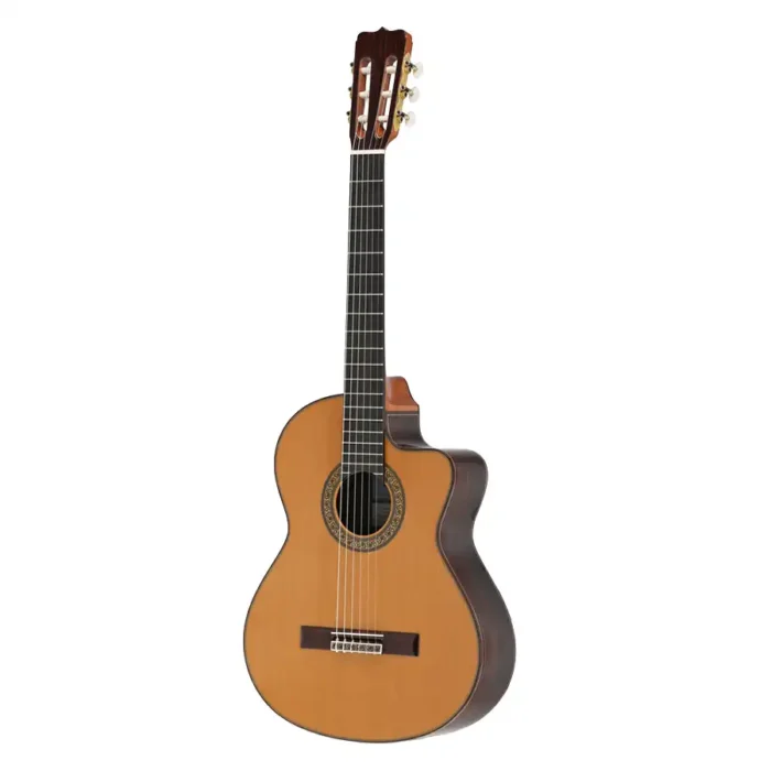 Guitarra clásica Ramírez Modelo CW-C con cutaway y tapa de cedro - Image 6
